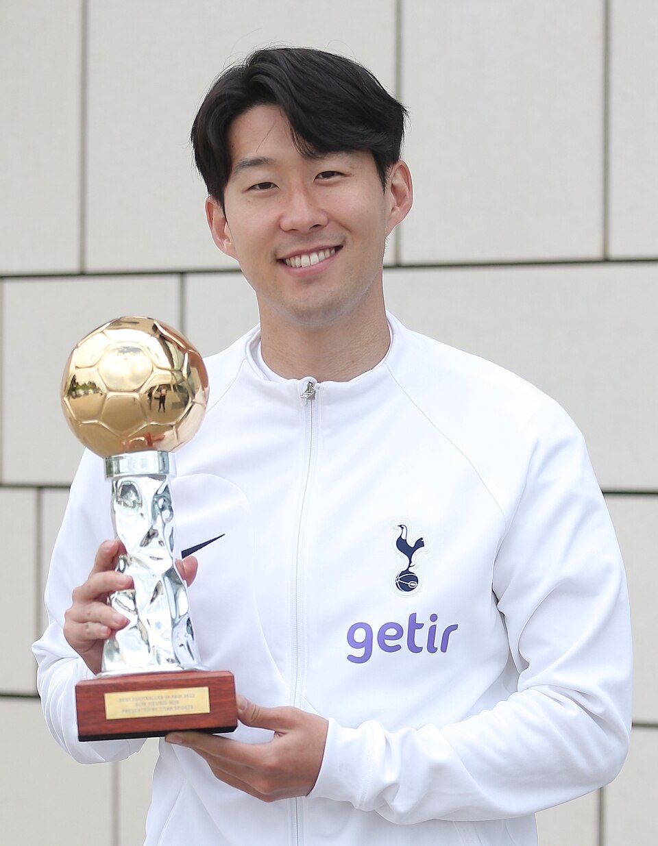 2022 아시아 최고 축구선수상을 받은 손흥민 선수